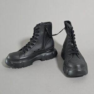 ZARA High Top Chunky Heel Platform Sneakers Boots Waterproof 10 / 41 Rainboots